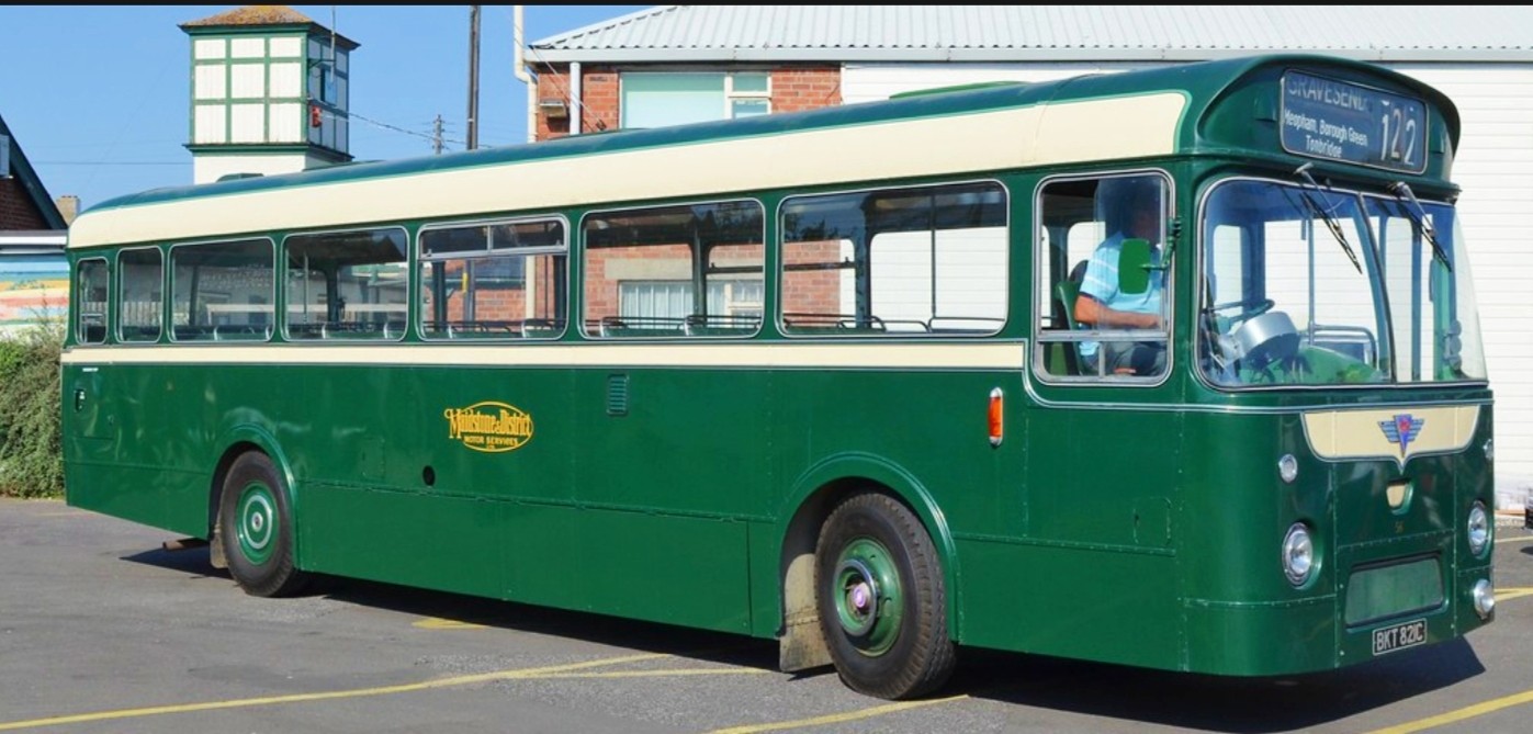 AEC Reliance / BKT 821C